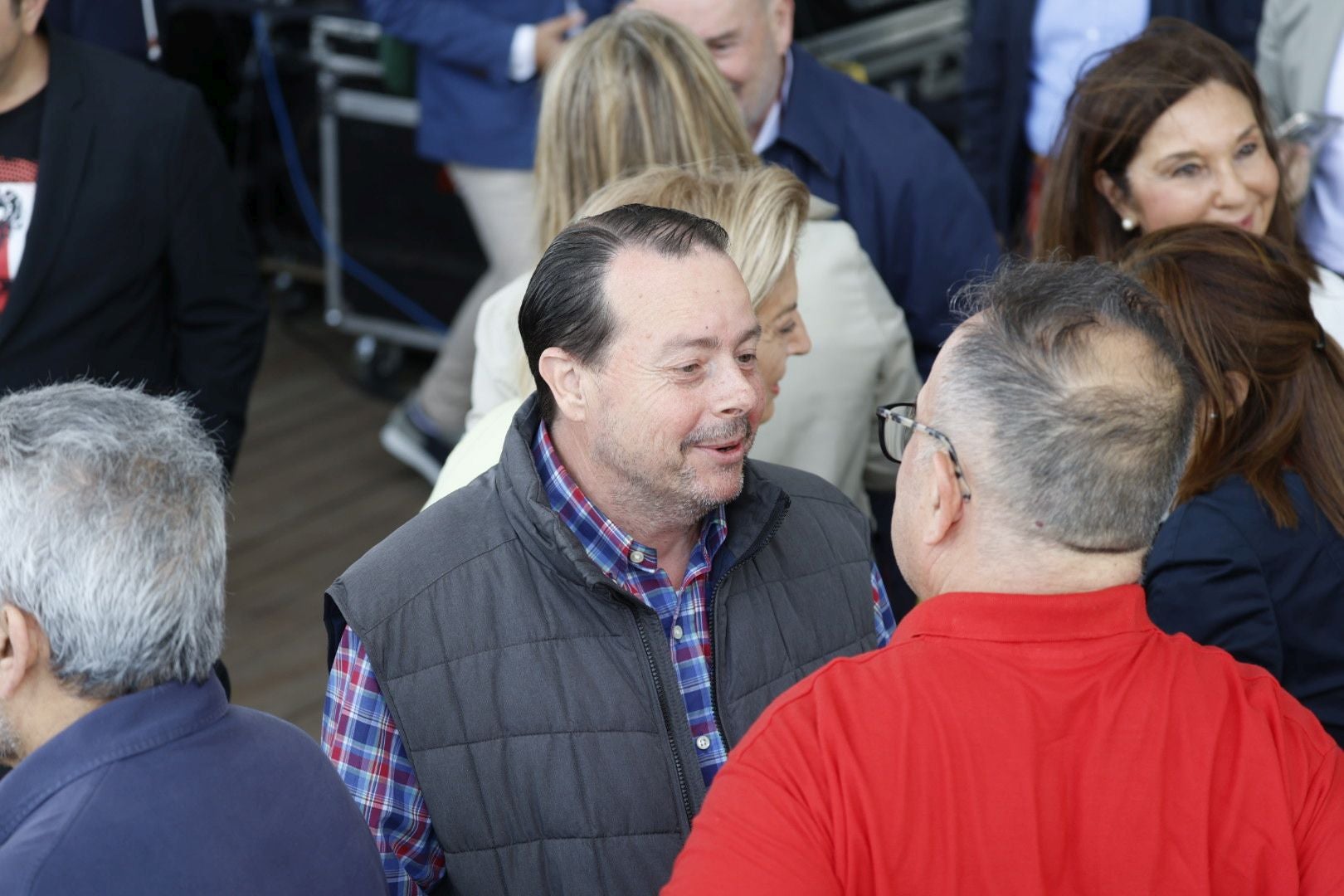 Fotos: los asistentes al mitin de Camps en Valencia