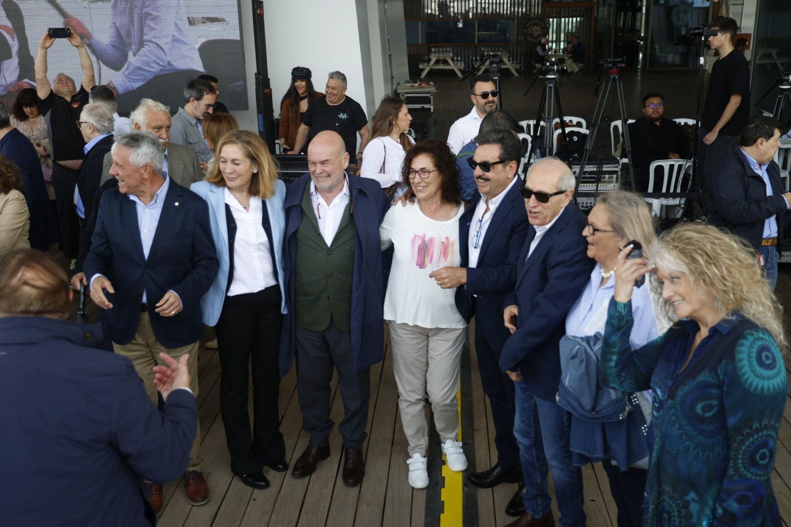 Fotos: los asistentes al mitin de Camps en Valencia