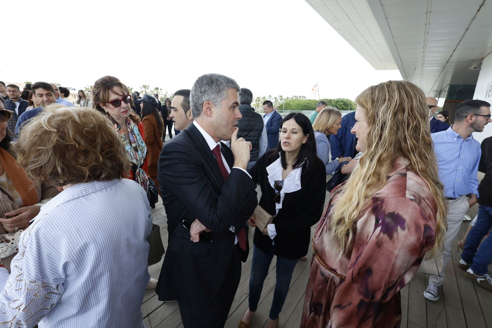 Fotos: los asistentes al mitin de Camps en Valencia