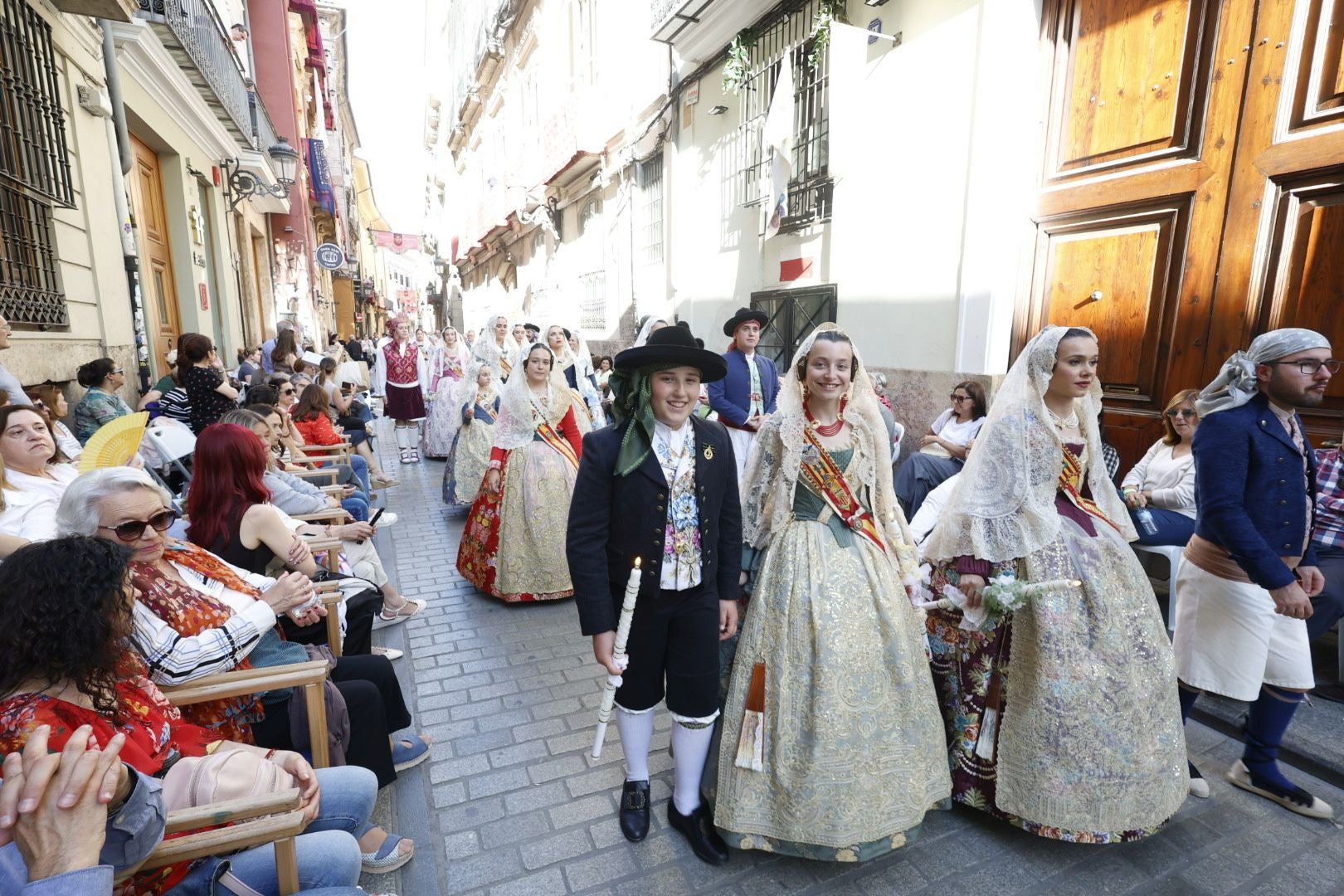 La procesión de la Virgen de los Desamparados, en imágenes