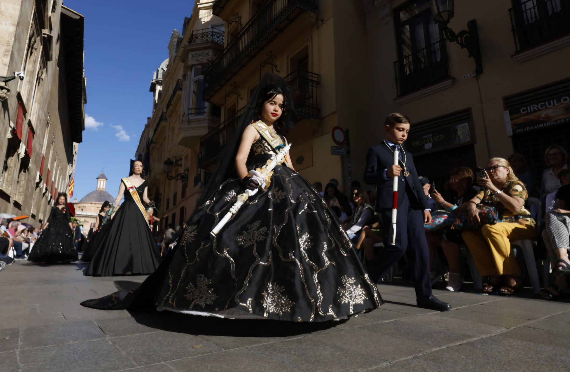 La procesión de la Virgen de los Desamparados, en imágenes