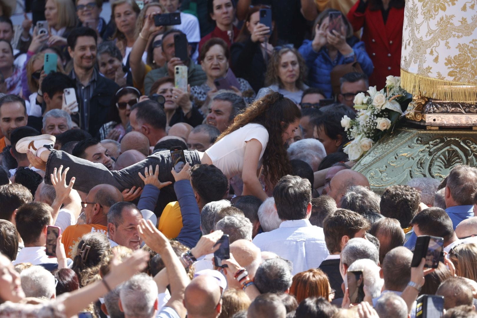Valencia se entrega a la Mare de Déu en 2025