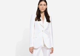 Traje blanco en seda de Dolce&Gabanna