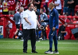 Marinakis recrimina el empate a Nuno.