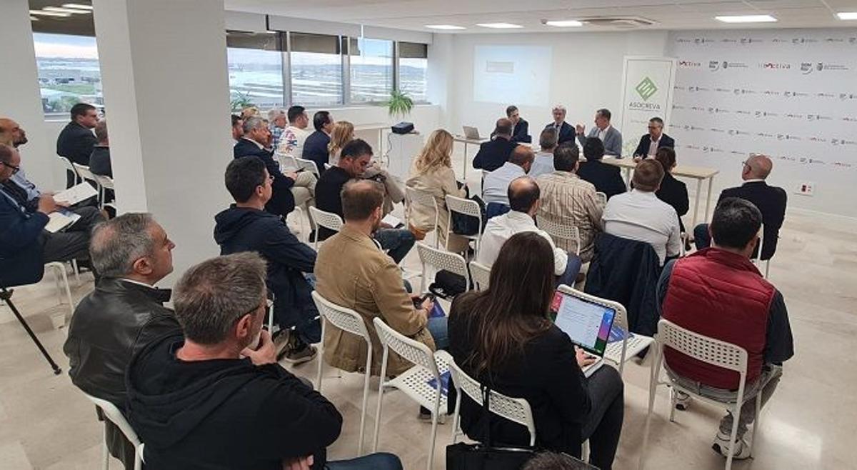 Ivace+i recibe en un mes cerca de 500 solicitudes de empresas y comercios al Plan Ara Empreses del Consell