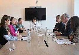 González Pons, en primer término, en la reciente reunión del PP europeo en Valencia.