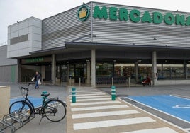 Entrada a un supermercado en Valencia.