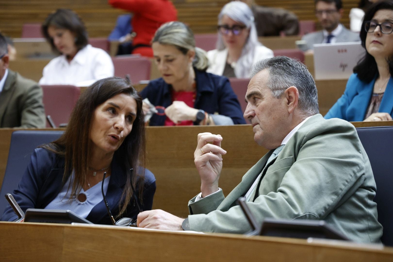 FOTOS | Sesión de control a Carlos Mazón en Les Corts este jueves