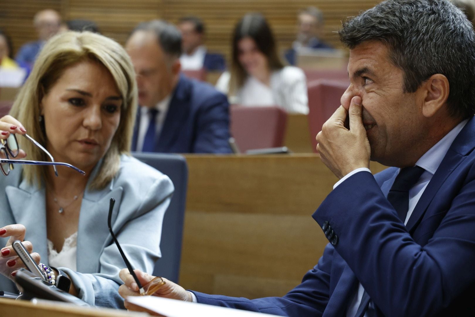 FOTOS | Sesión de control a Carlos Mazón en Les Corts este jueves