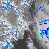 Las tormentas descargan ya en Valencia y Alicante