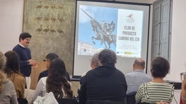 Momento del encuentro de los miembros del club que se ha celebrado en Xàtiva.