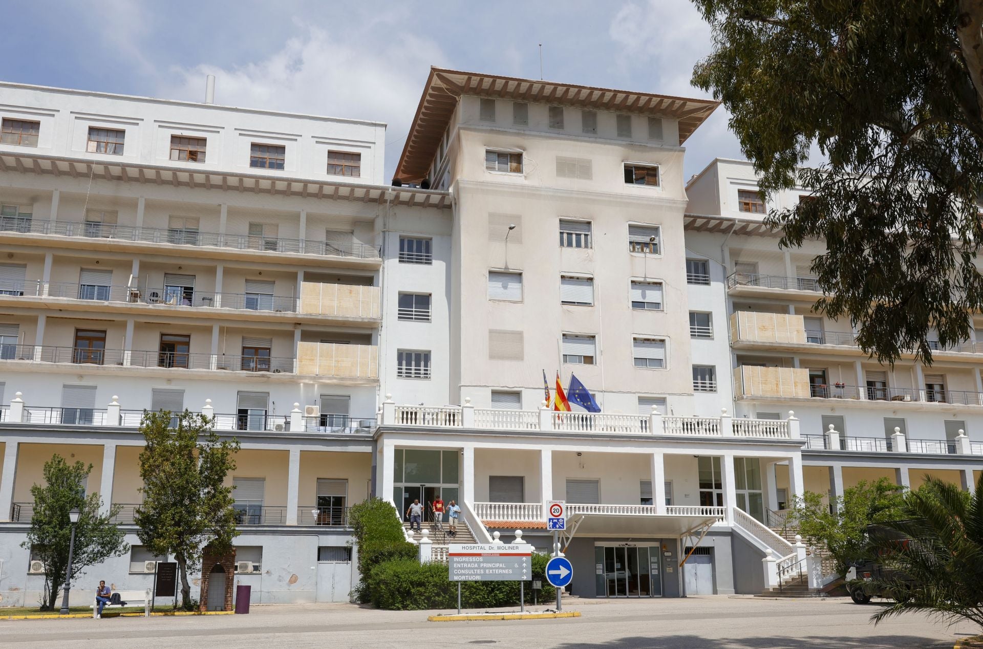 El hospital Doctor Moliner, parado en el tiempo