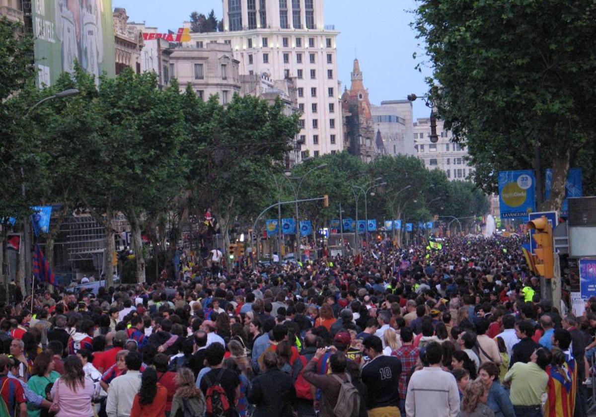 El recorrido en zig zag de la Rúa del Barça: horario, calles cortadas y dónde empieza y acaba en Barcelona