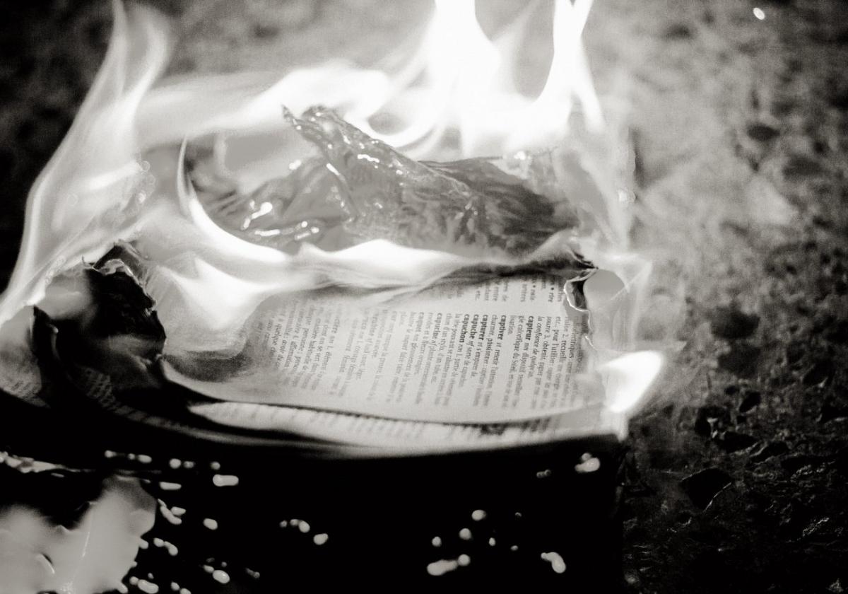 FAHRENHEIT 451