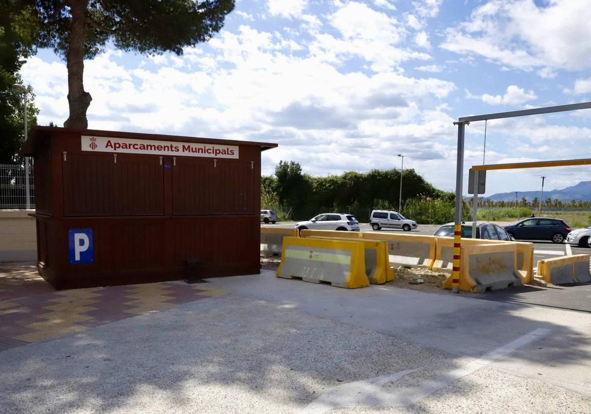 Cullera refuerza el aparcamiento durante el verano con 1.750 plazas