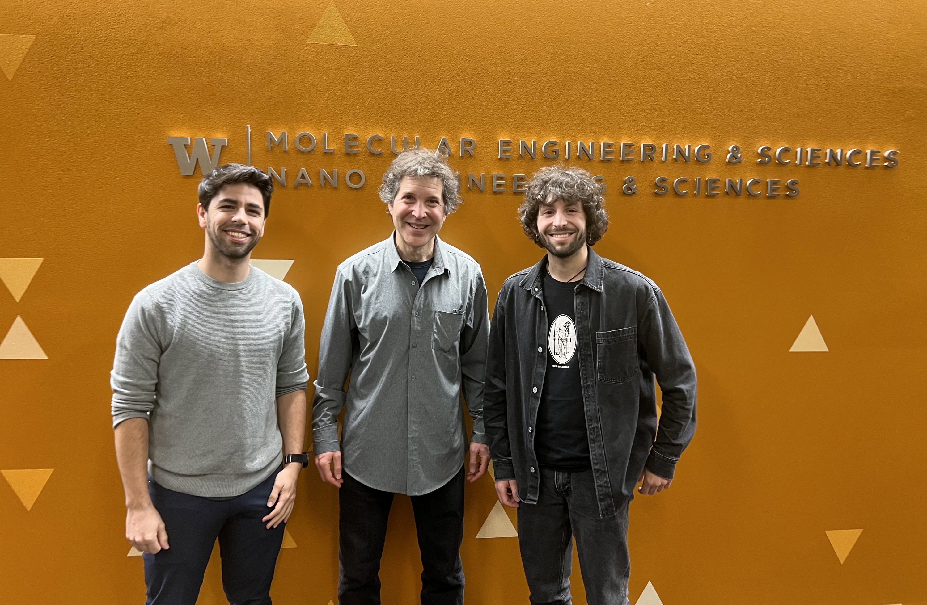 Alfredo Quijano, David Baker y Marc Expòsit.