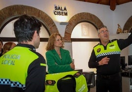 La alcaldesa Folgado, en la sala del CIMEM.