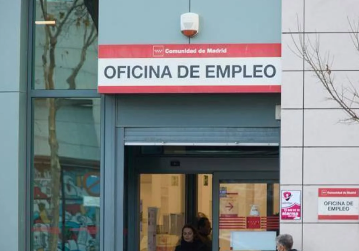 La Comunitat recibe 715 euros por persona desempleada frente a los 922 de la media estatal