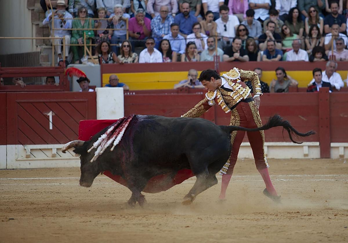 Cartel de toros de las Hogueras de Alicante 2025 | Las Provincias
