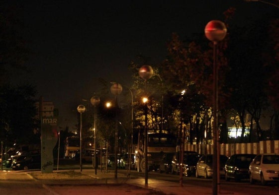Calles a oscuras en Madrid, en una imagen de archivo