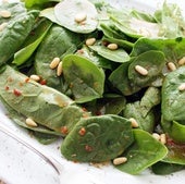 Las espinacas, una fuente de vitaminas muy saludable.