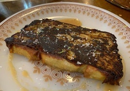 Lasaña de cocido a la plancha.