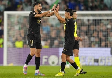 Rafa Mir y André Almeida.