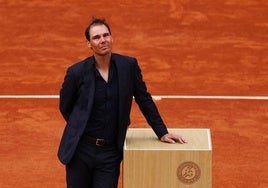 Nadal, en su homenaje en Roland Garros.