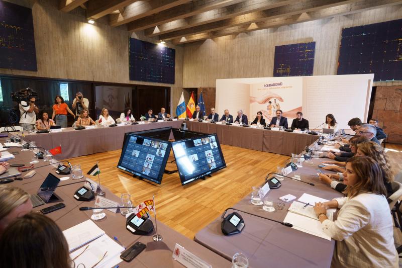 Camarero acusa al Gobierno de manipular «sin escrúpulos» los datos de menores no acompañados y «mercadear» con los niños
