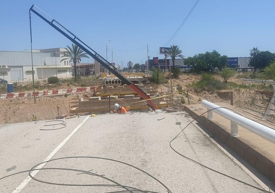 Obras en el puente de Carlet.