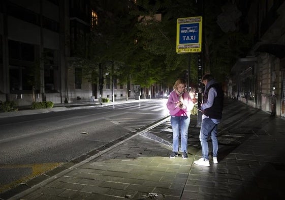 Una calle el día del gran apagón en toda España