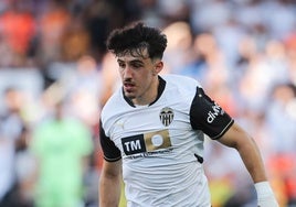Diego López, durante el partido del Valencia en Mestalla.