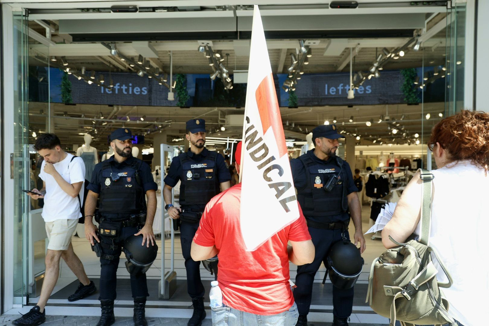 Primera manifestación del 29-M en Valencia