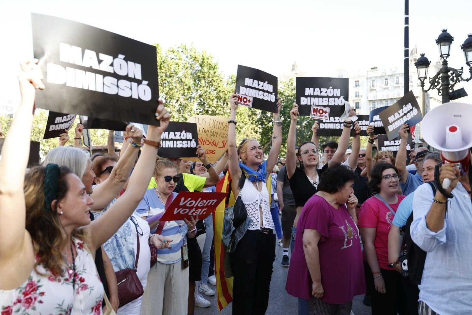 FOTOS | Séptima manifestación en Valencia por la gestión política de la dana