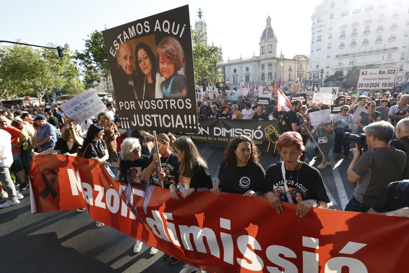FOTOS | Séptima manifestación en Valencia por la gestión política de la dana