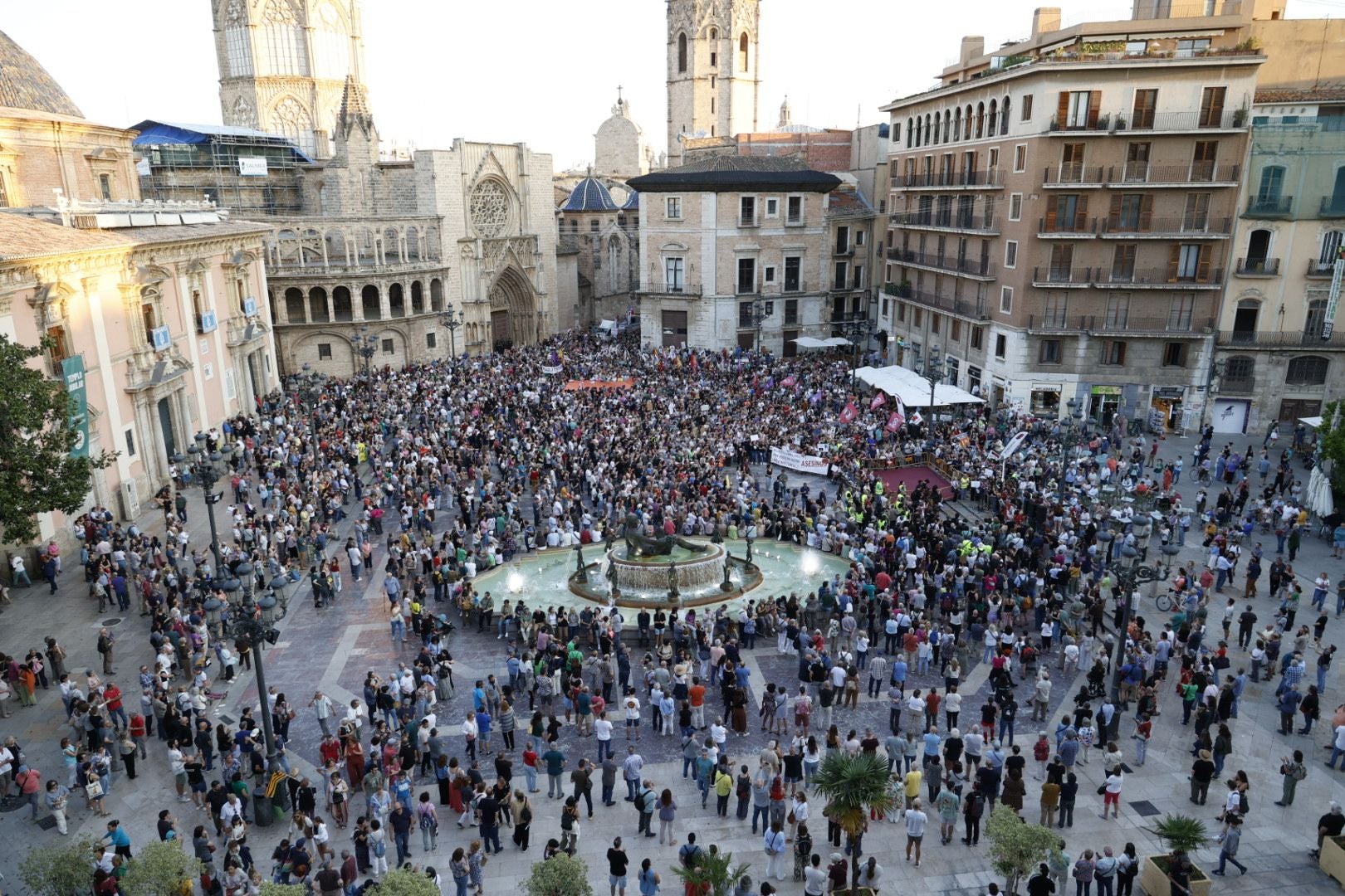 FOTOS | Séptima manifestación en Valencia por la gestión política de la dana