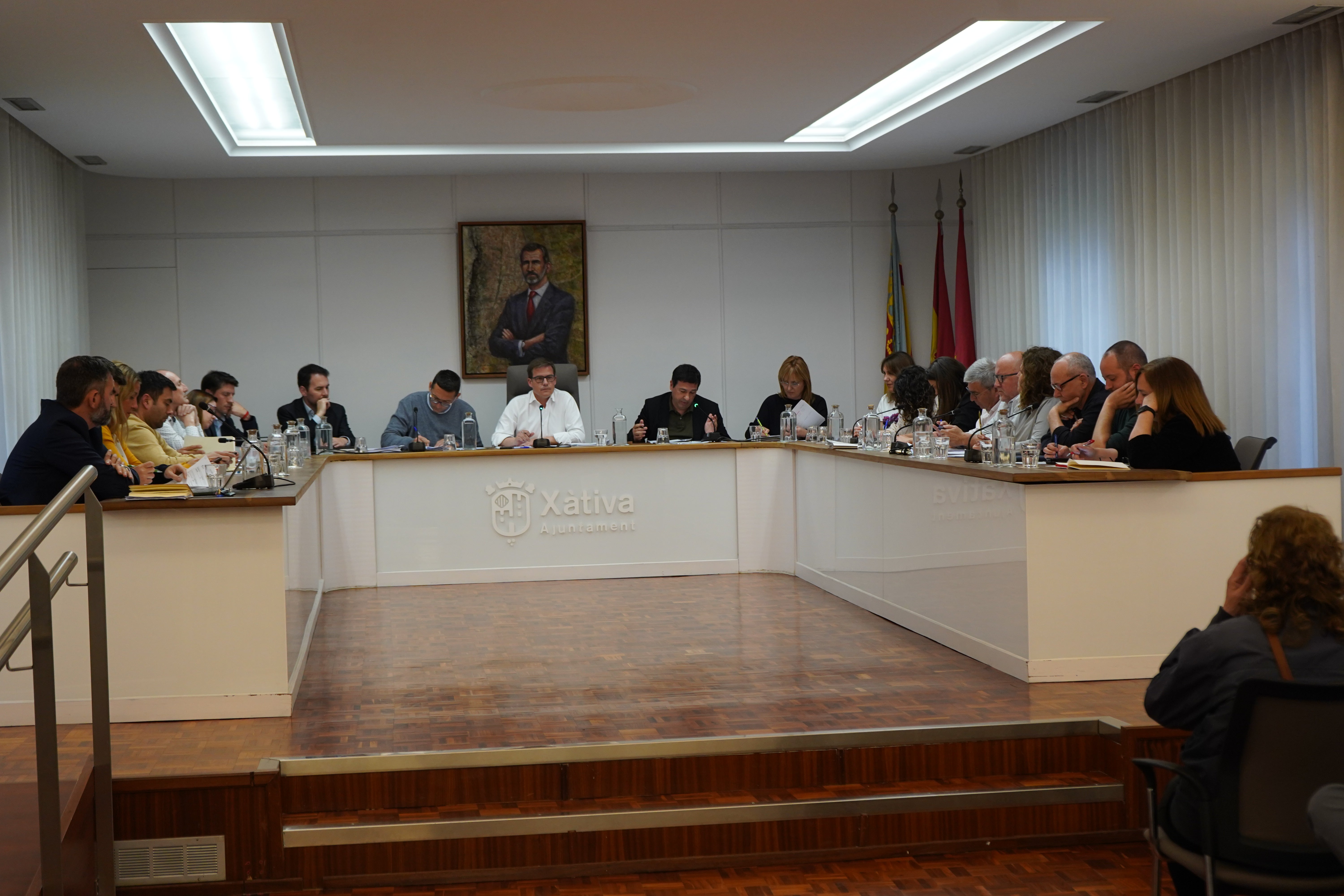 El pleno de xàtiva aprueba el nuevo cronograma del centro de día dentro del plan convivint | las provincias