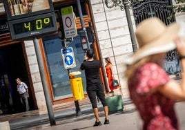 Un termómetro marca 40ºC en Valencia.
