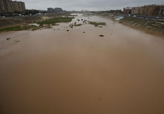 El nuevo cauce tras las lluvias del pasado marzo.