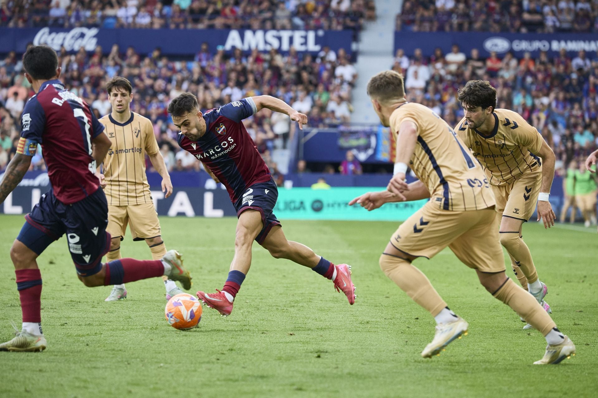 Las mejores imágenes del Levante UD - SD Eibar