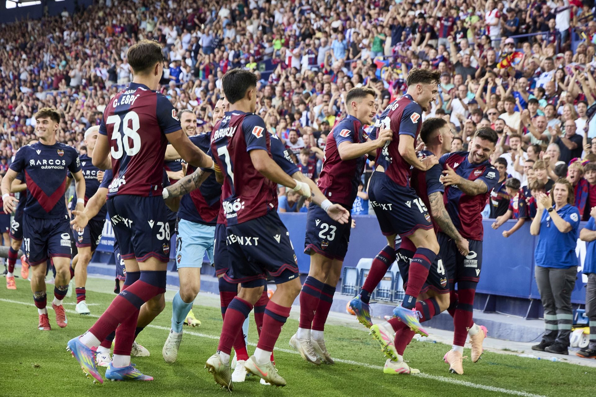 Las mejores imágenes del Levante UD - SD Eibar