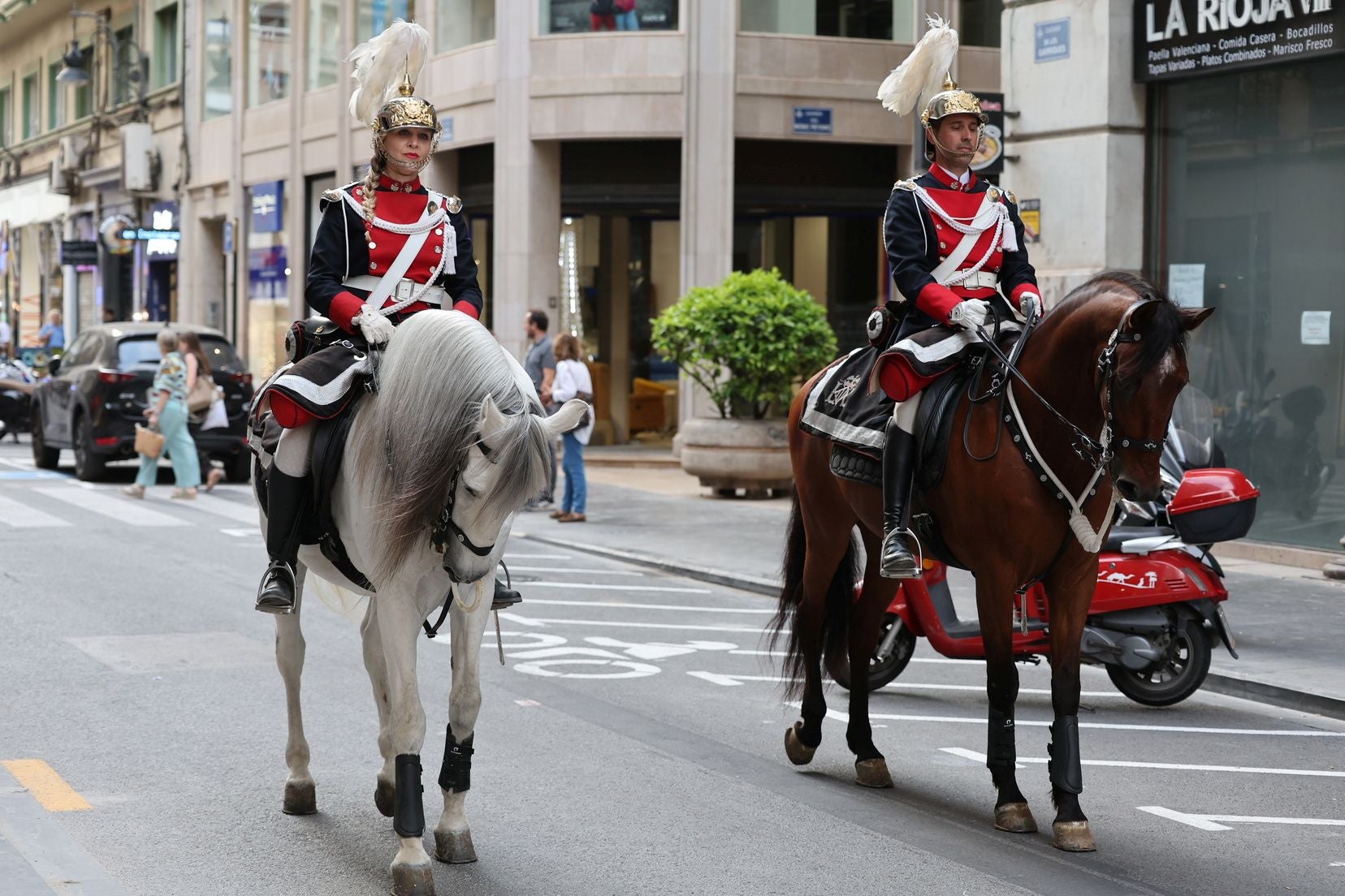 FOTOS | Así ha sido la procesión de los niños de San Vicente Ferrer en Valencia