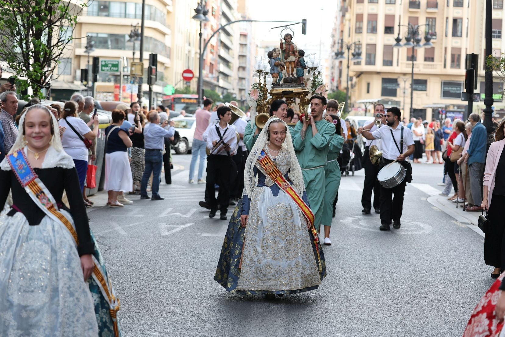 FOTOS | Así ha sido la procesión de los niños de San Vicente Ferrer en Valencia