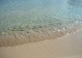 Una cala virgen entre aguas cristalinas: la mejor playa de Castellón según la inteligencia artificial