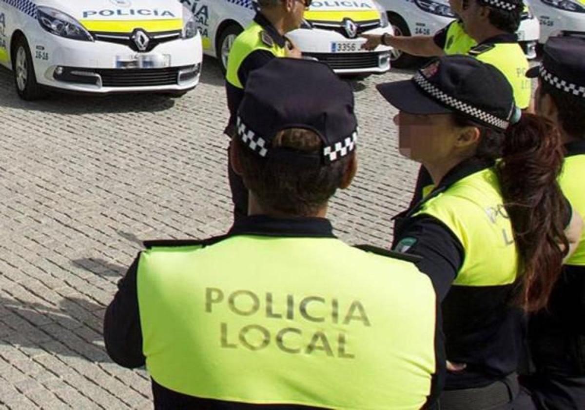 El aviso de la policía local sobre sacar sillas a la calle que ha indignado a españa: «la vía pública está regulada» | las provincias