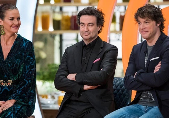 Samantha Vallejo-Nágera (i), Pepe Rodríguez y Jordi Cruz (d).