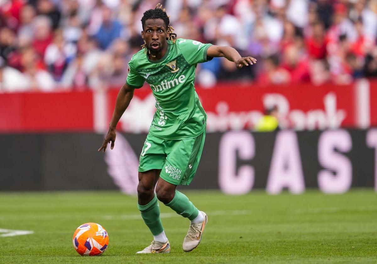 El getafe quiere arrebatarle otro fichaje al valencia | las provincias