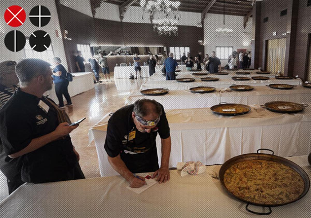 Jurado en el concurso de Sueca.