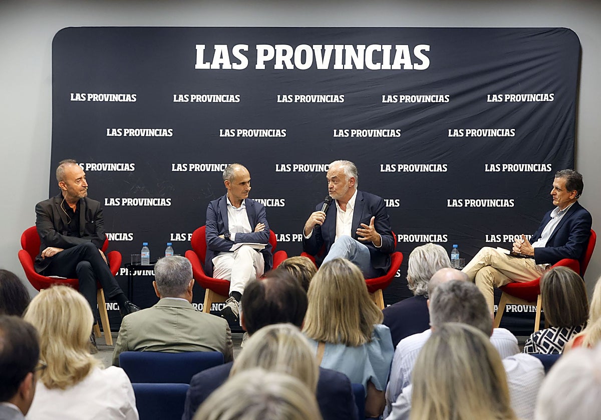Ramón Palomar, Jesús Trelis, Esteban González Pons y Pablo Salazar durante la presentación de 'Libro de Pecados'.