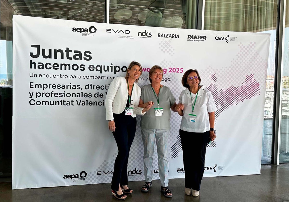 Más de 200 empresarias y directivas de la Comunitat se alían para impulsar la igualdad en el ámbito profesional